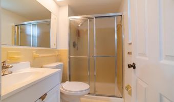 1226 Wissmann Dr, Ballwin, MO 63011
