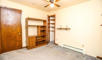 1215 NE 24th Ave, Aberdeen, SD 57401