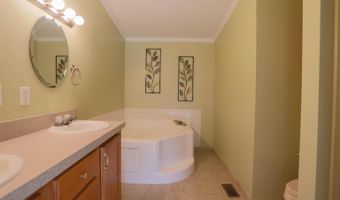 70107 Wolcott, Armada, MI 48005