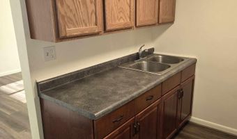 105 N 4th St, Beatrice, NE 68310