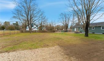 31 Charles St, North Kingstown, RI 02852