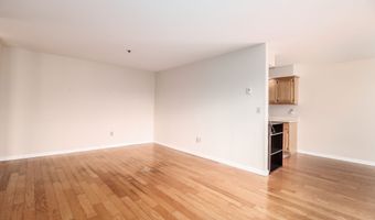 28 Rollingwood Dr 28, Brookfield, CT 06804