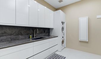 6816 E Stagecoach Pass, Carefree, AZ 85377