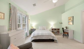 3721 HUNTLEY MEADOWS Ln, Alexandria, VA 22306