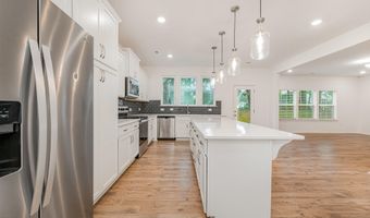 248 Horseshoe Pl, Angier, NC 27501