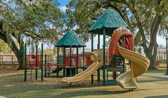 916 W YALE St, Orlando, FL 32804