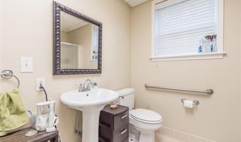 2072 Mcduffie Rd, Austell, GA 30106
