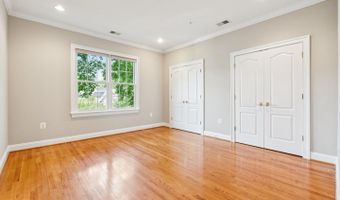 6111 DUNLEER Ct, Bethesda, MD 20817
