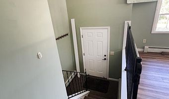 105 Windsor Ave, Augusta, ME 04330