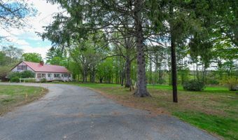 109 Sahagian Rd, Belgrade, ME 04917