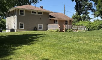 3 Woodview Dr, Brookfield, CT 06804