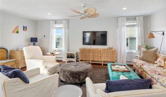 604 Thames & 4 Dixon St, Newport, RI 02840