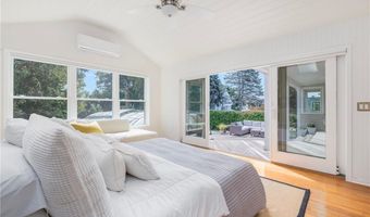104 Kay Blvd, Newport, RI 02840