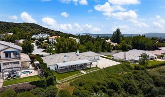 36608 Oak Ridge Dr, Yucaipa, CA 92399