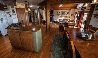 24352 State Highway Ee, Aurora, MO 65605