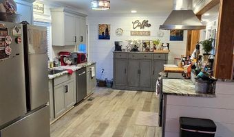 657 4th St NW, Arab, AL 35016