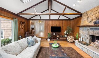 88 Evans Ave, Albertson, NY 11507