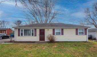 10 Reardon Dr, Middletown, RI 02842