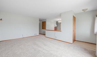 6025 RANDAL Ln, Caledonia, WI 53402