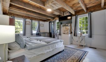 992 Pequawket Trl, Baldwin, ME 04091