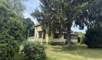 1433 Mill St, Algonac, MI 48001