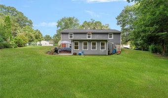 7 S Glen Dr, Coventry, RI 02816