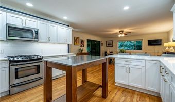 3300 Wiltshire Dr, Avondale Estates, GA 30002
