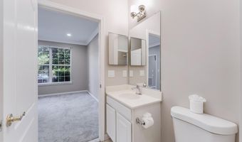 20901 CEDARPOST Sq 101, Ashburn, VA 20147