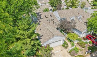 838 Lynnhaven Ln, Akron, OH 44313