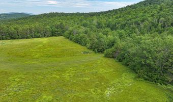 34 Cricket Ln, Sebago, ME 04029