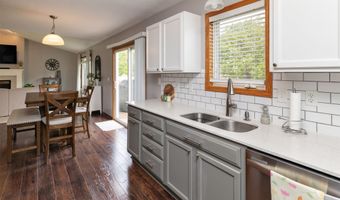 635 25th St SE, Altoona, IA 50009