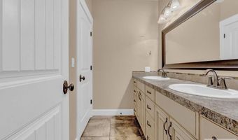 748 Dell Rd, Chubbuck, ID 83202