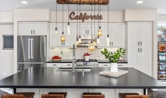 2517 State St, Carlsbad, CA 92008