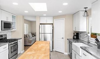 1561 Conway Dr, Escondido, CA 92027