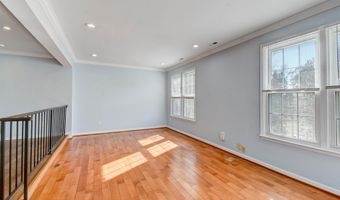 4472 RUGGLES Ct, Annandale, VA 22003