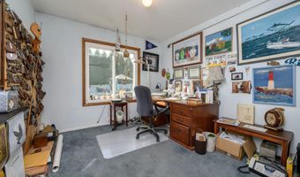 8 Laurel Ln, Bayville, NJ 08721