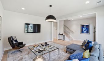 7027 ARTESA Ln, Bethesda, MD 20817