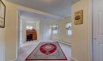 6 Schwartz Rd, Bozrah, CT 06334