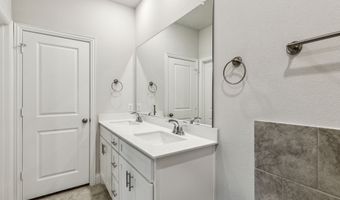 901 Portina Dr, Anna, TX 75409