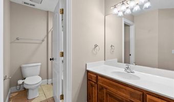 3902 NE Cadbury Ave, Bentonville, AR 72712