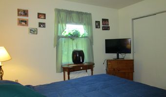 733 Lake St, Auburn, ME 04210