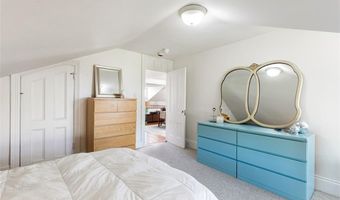 12 Mt. Vernon St 5, Newport, RI 02840