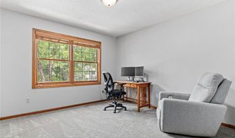 12534 Dover Dr, Apple Valley, MN 55124