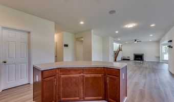 253 Village Creek Dr Dr, Ballwin, MO 63021