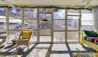 211 E MEDDERS Dr, Anniston, AL 36206