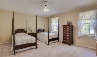 3531 W Lake Dr, Martinez, GA 30907