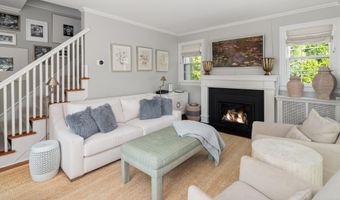36 Ridge Rd, Cos Cob, CT 06807