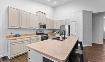 23 Avalon Ave, Barnegat, NJ 08005