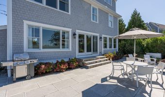 191 Stoney Point Rd, Barnstable, MA 02630