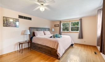 705 11th Ave NW, Austin, MN 55912